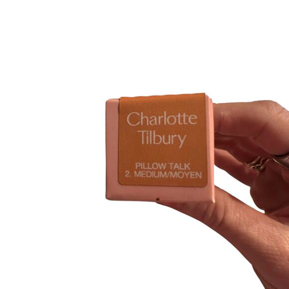 Charlotte Tilbury Pillow Talk Beauty Light Wand Pillow Talk 2 Medium New in Box - Picture 9 of 9
